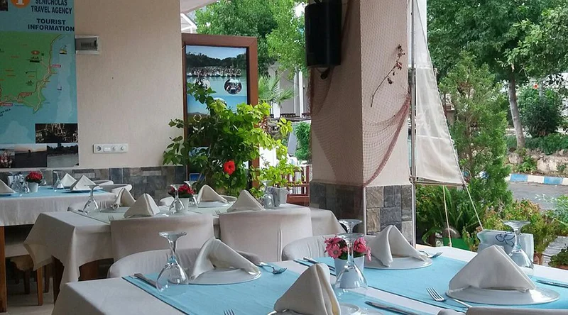 Sailing Terrace Restaurant
